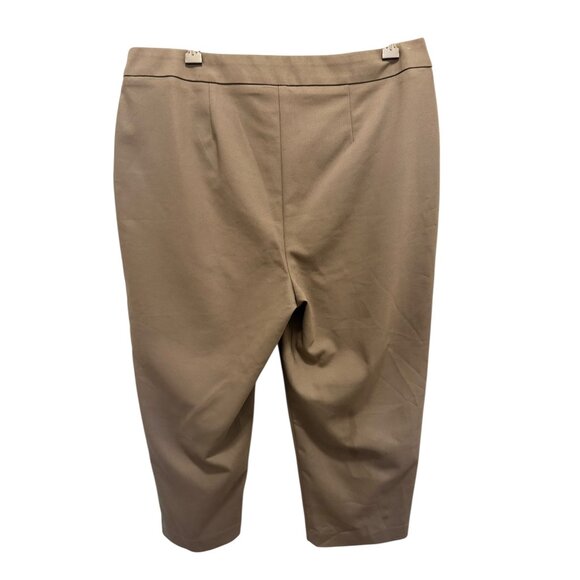 Chicos Fabulously Slimming Capri Pants Size  L Beige Stretch Comfortable Fit - Picture 4 of 5